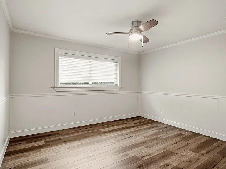 7354 Walling Ln — Photo 21