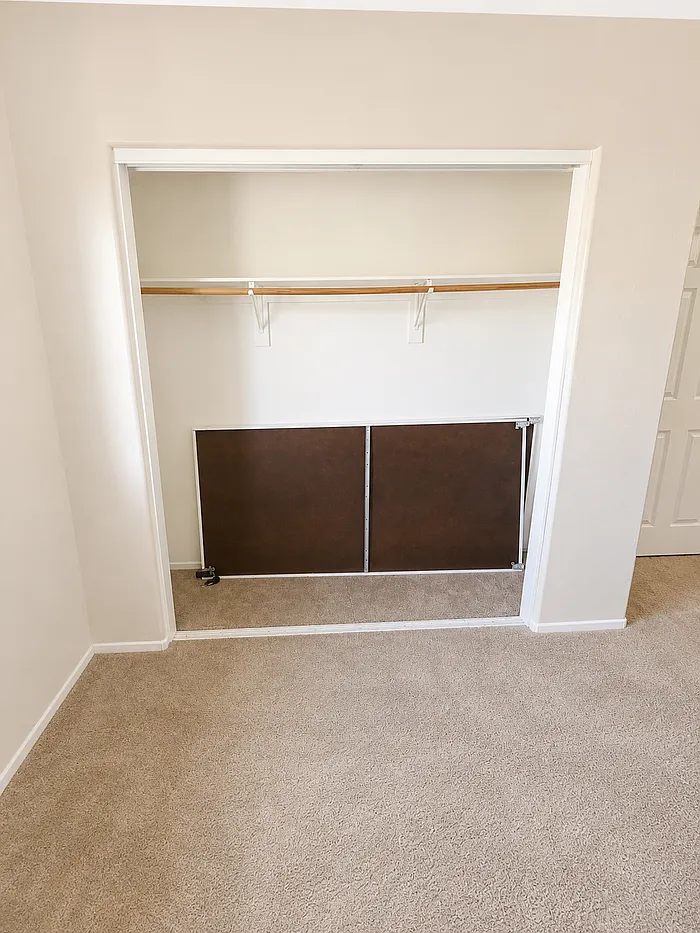 5 bed, 3.0 bath, 2012 sqft, $3,900 — Photo 4