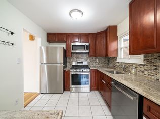 178 W 17th St FLOOR 1, Bayonne, NJ 07002
