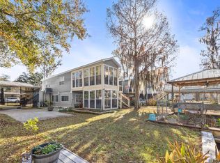 14689 Paradise Rd, Maurepas, LA 70449