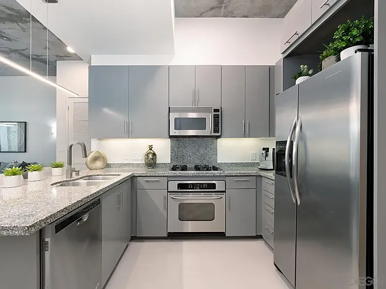 1050 Island Ave #425 — Photo 9
