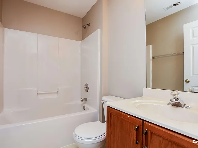 601 N Mulberry St — Photo 9