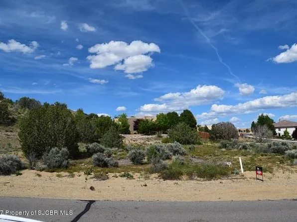 6406 Hawk Eye St, Farmington, NM 87402