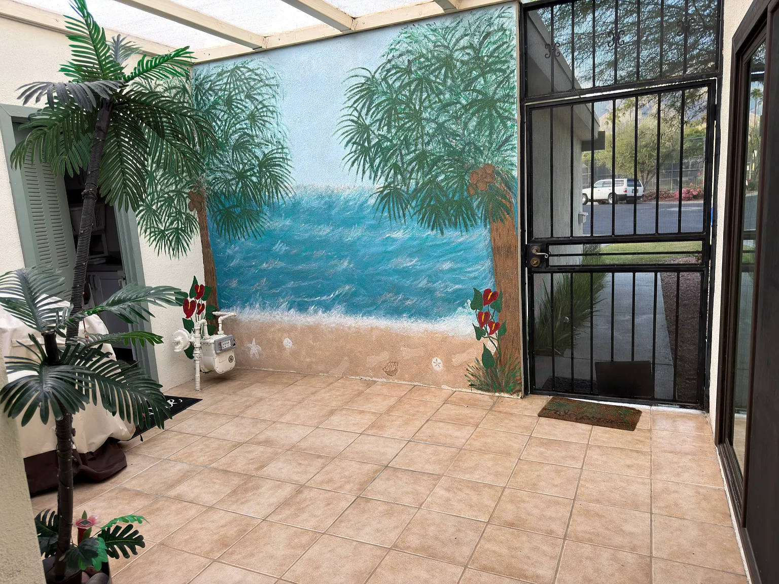 2 bed, 1391 sqft, $4,600 — Photo 2