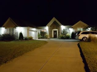 114 Taylor Ridge Dr, Senatobia, MS 38668