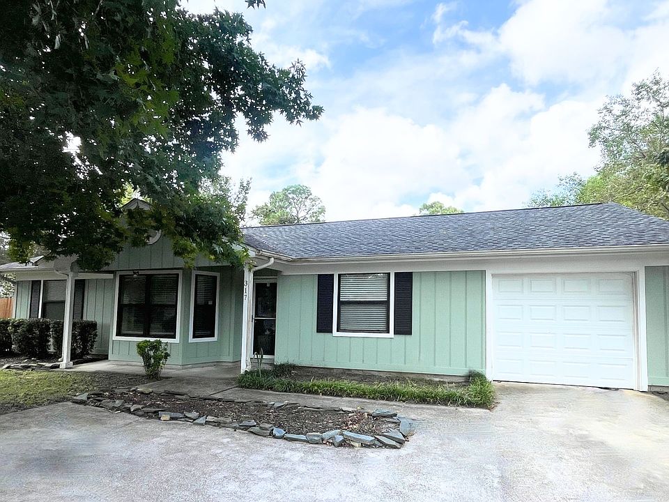 1st image of 317 Lakeview Dr