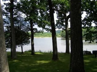 N4478 Allan Rd, Portage, WI 53901