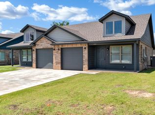 402 S Debra Ct, Stillwater, OK 74074
