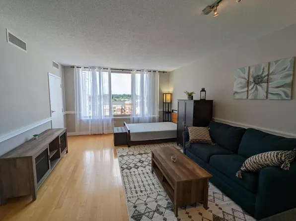 2726 Gallows Rd, Vienna, VA 22180