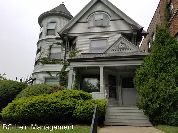 2nd image of 2531 N Farwell Ave APT 02