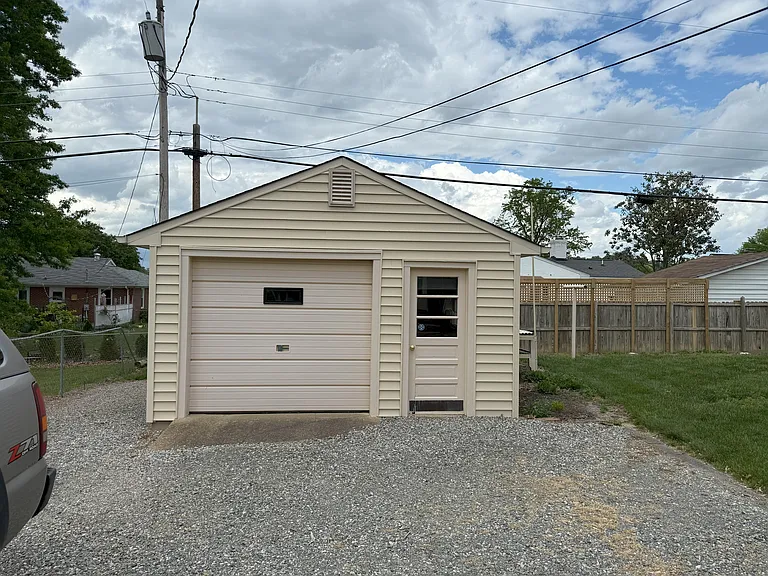 9128 Huron Ave — Photo 3