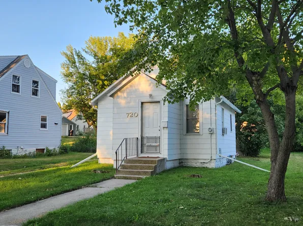 720 Pillsbury Ave, Albert Lea, MN 56007