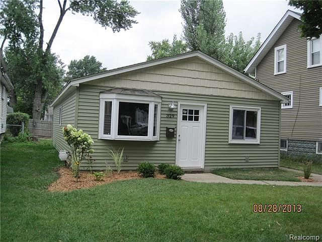 1st image of 329 Dewey St