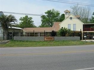 4700 W Bayshore Dr, Bacliff, TX 77518