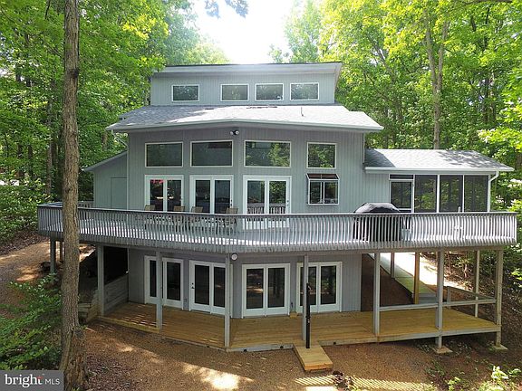 2nd image of 403 Lake Anna Dr #14