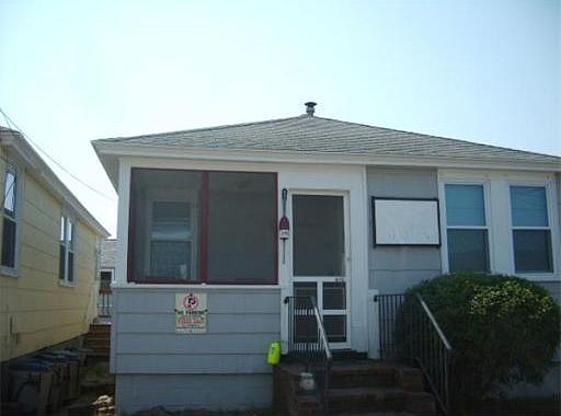 1st image of 14 Vermont St #C