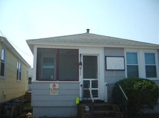 14 Vermont St #C, Salisbury, MA 01952