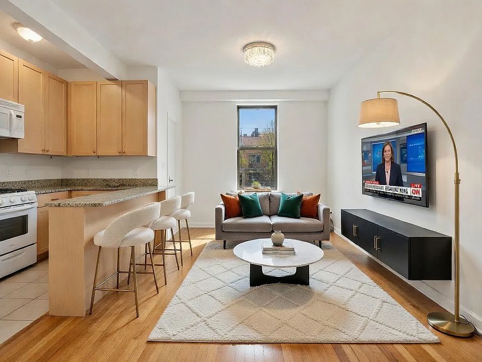 1st image of 209 W 102nd St APT 3A