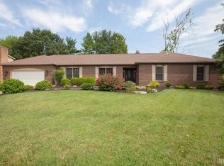 3040 Oak View Ct, Evansville, IN 47711