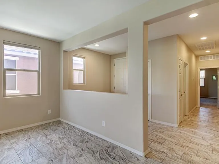 40876 W Tamara Ln — Photo 5