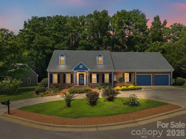 100 Arabian Ln, Salisbury, NC 28147