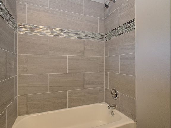 3rd image of 10612 NE 28th Ave