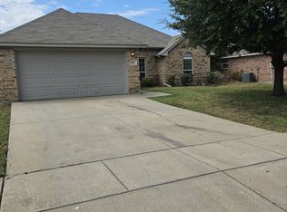 107 Fossil Way, Alvarado, TX 76009