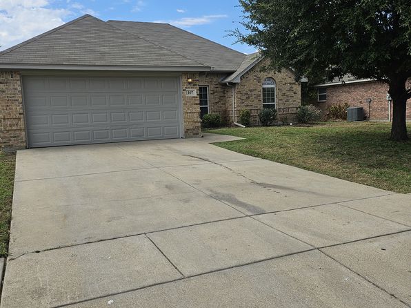 107 Fossil Way