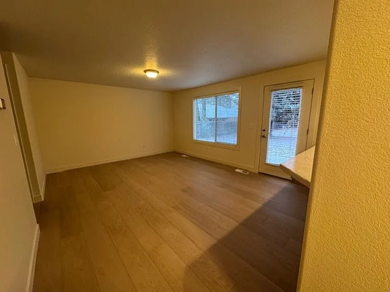 61234 SW Larkwood Dr — Photo 8