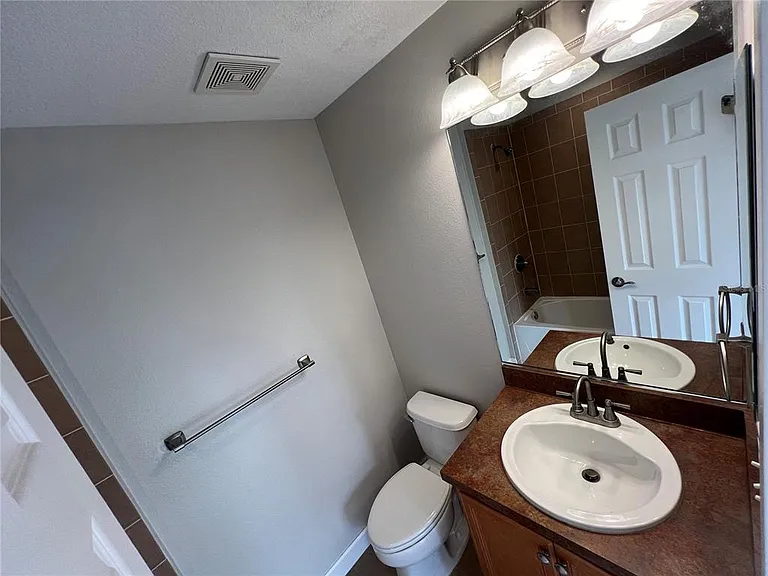7350 Black Walnut Way — Photo 33