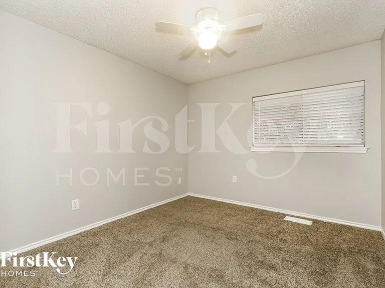 3418 McKamy Oaks Trl — Photo 13