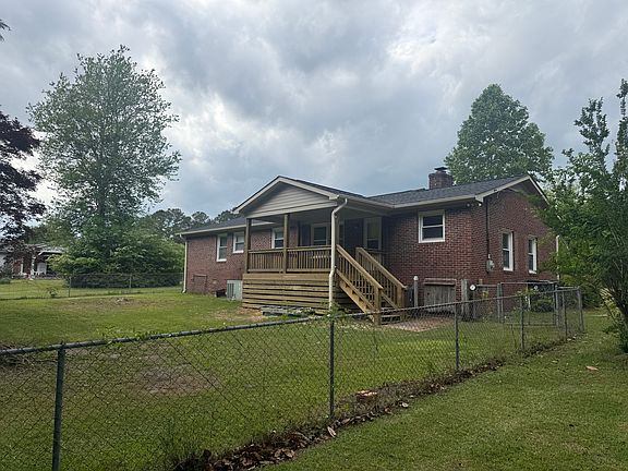 4th image of 280 Currituck Rd