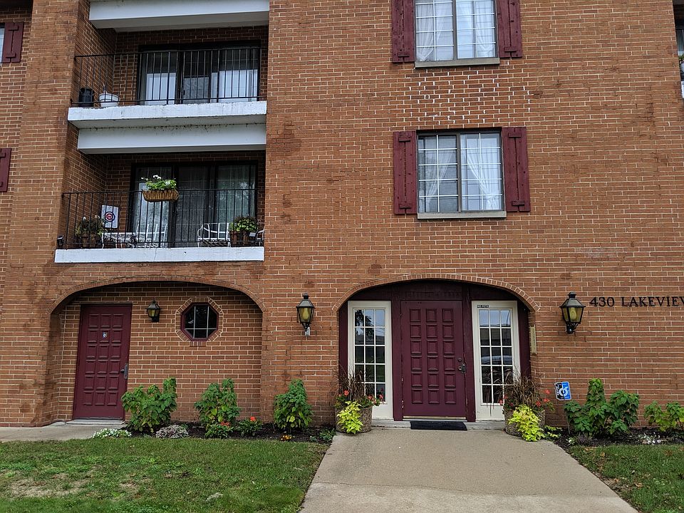 1st image of 430 Lake View Ave APT 3D