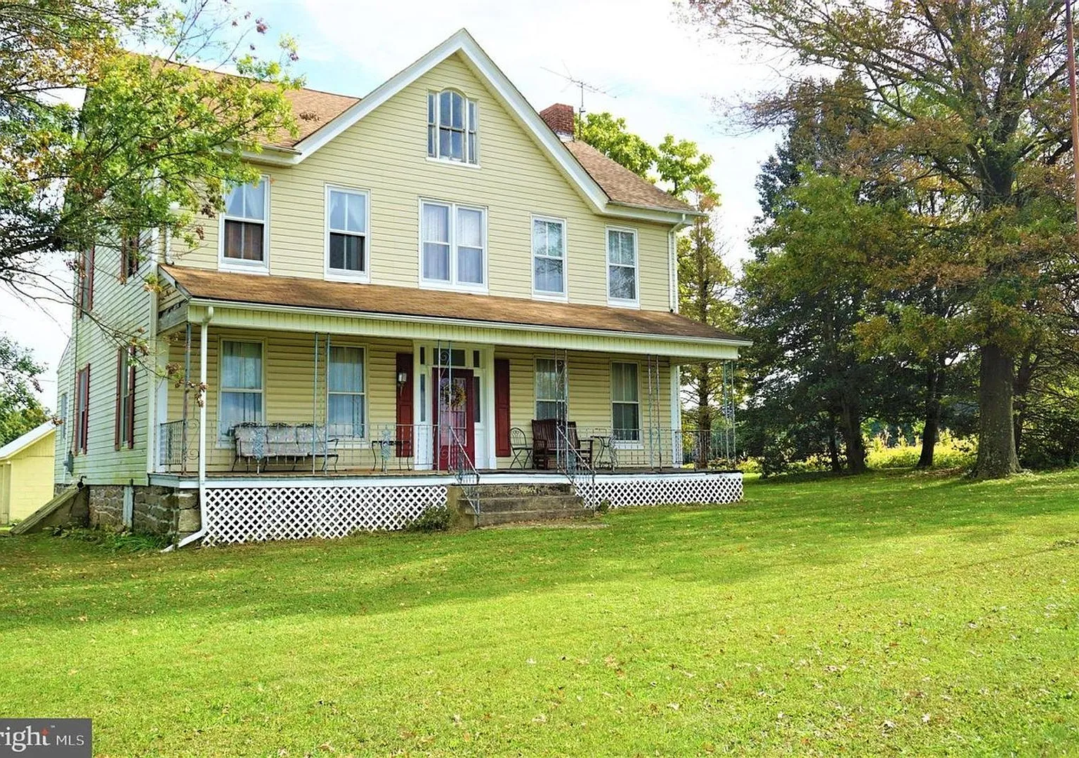 1009 Muddy Creek Forks Rd — Photo 1