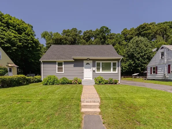 71 Berkshire St, Holyoke, MA 01040