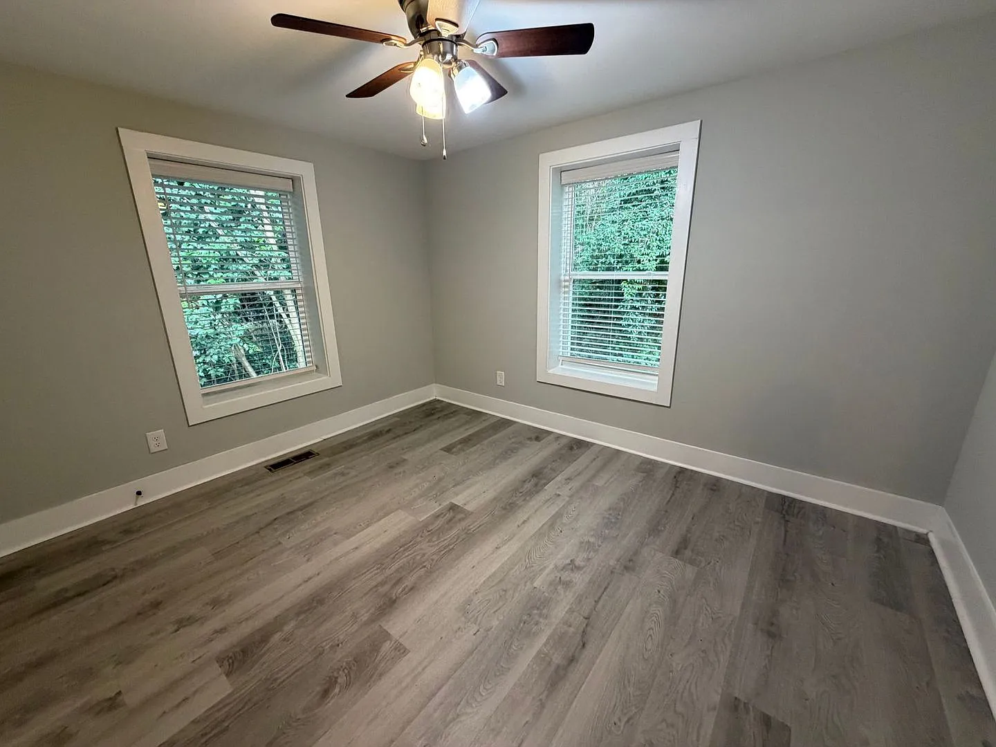 Pre-Leasing For August 9th 2027! — Photo 3