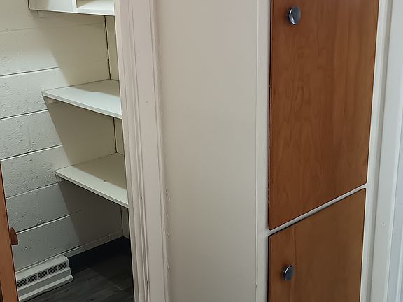 Ample Closet space