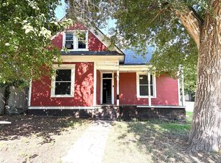 221 N Barker Ave, El Reno, OK 73036