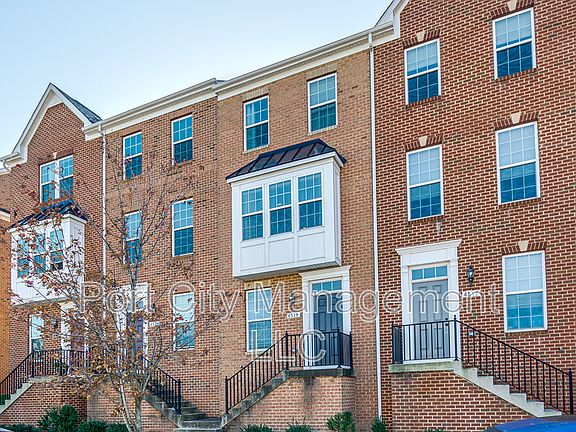4th image of 4519 Foster Ave