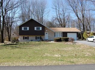 220 Mitchell Ave, Reading, PA 19605