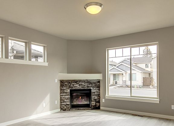 5th image of 61049 SE Sydney Harbor Dr