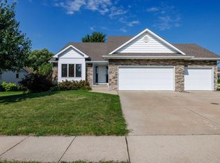 1216 NW Rolling Rock Rd, Ankeny, IA 50023