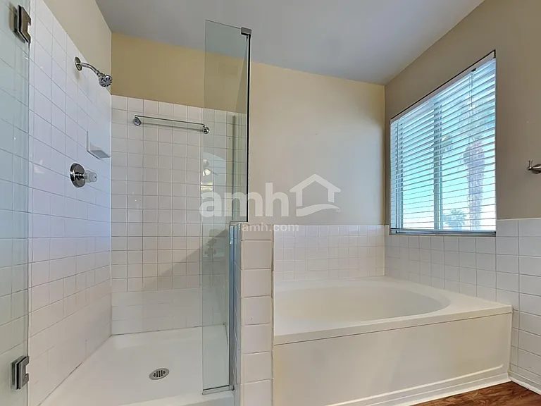 203 Mariposa Way — Photo 10