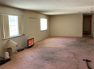 7660 Frazer Dr, Jurupa Valley, CA 92509