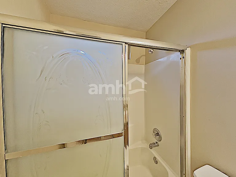 104 Ivy Springs Dr — Photo 17