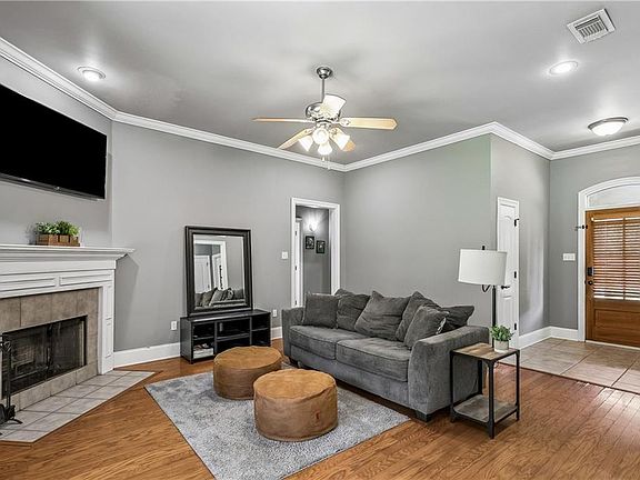 4th image of 23126 Country River Dr