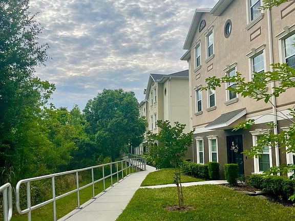 5th image of 10144 Arbor Run Dr Unit 116