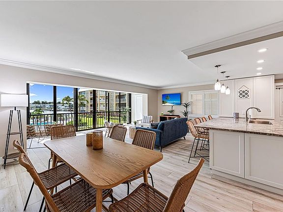 5th image of 3000 Gulf Shore BLVD N #208