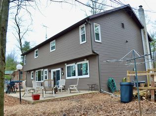N1284 Red Wing Trl, Keshena, WI 54135