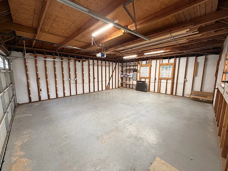 6035 Spring Creek Grove Ln — Photo 37